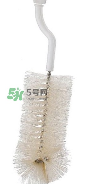 奶瓶刷尼龍的好還是海綿的好？洗奶瓶的正確方法