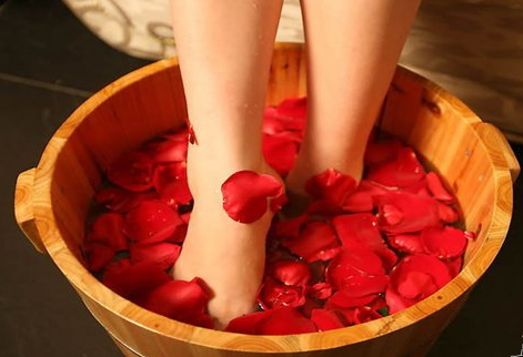 三伏天用醋泡腳好嗎？三伏天泡腳泡多久？