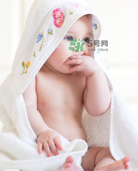 寶寶夏季腹瀉怎么辦？寶寶夏季腹瀉的注意事項