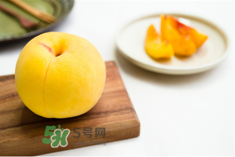 黃桃什么味道？黃桃是酸的還是甜的？