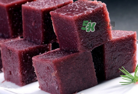 涼糕是什么做的？涼糕要用清水泡多久