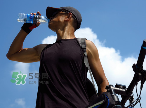 2017年七月份熱嗎？七月份為什么這么熱？