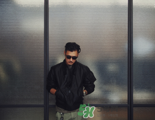 n.hoolywood與madness三周年聯名系列在哪買_什么時候發(fā)售？