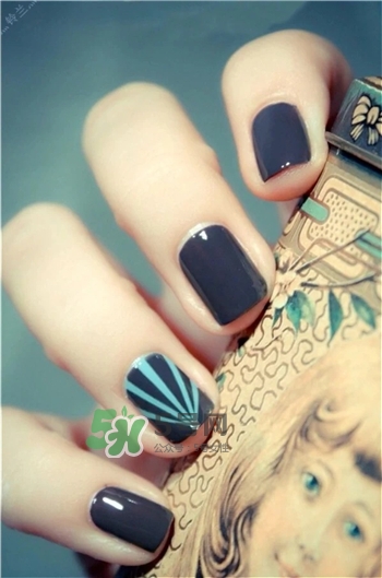 美甲片怎么卸掉?美甲片的拆卸方法 美甲片怎么卸掉?美甲片的拆卸方法