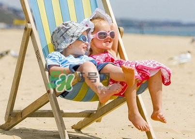 寶寶曬太陽(yáng)曬哪個(gè)部位？夏天寶寶曬太陽(yáng)最佳時(shí)間