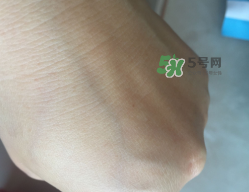 透真玻尿酸保濕精華液怎么樣？透真玻尿酸保濕精華液好用嗎？