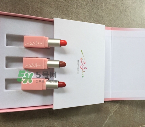 草木之心口袋口紅套裝哪個(gè)顏色好看_ 哪個(gè)色號最火