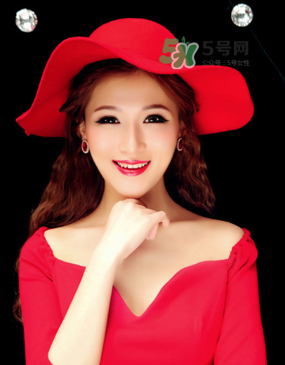 女人喜歡被性騷擾嗎？6種最容易被性騷擾的女人