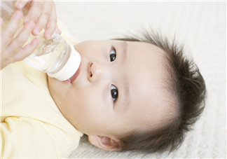 寶寶喝什么水好？寶寶喝哪種水好？