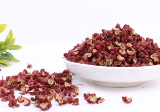 花椒不適合哪些人泡腳？女人用花椒水泡腳好嗎