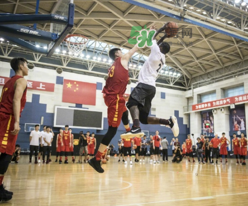 耐克2017歐文亞洲行北京站上腳穿的球鞋是什么型號(hào)？