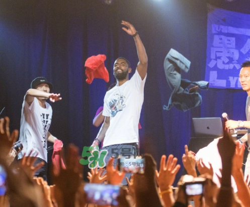 耐克2017歐文亞洲行北京站上腳穿的球鞋是什么型號(hào)？