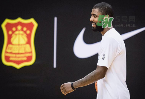 歐文同款黑白鴛鴦夜光kyrie 3怎么定制_在哪里買？