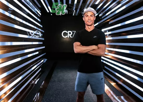 耐克2017c羅中國(guó)行北京站上腳穿的鞋子是什么型號(hào)？