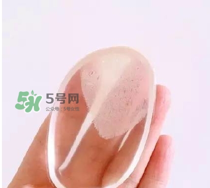 硅膠粉撲用哪一面？硅膠粉撲用法