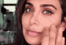 硅膠粉撲和氣墊粉撲哪個好用？硅膠粉撲和氣墊粉撲對比