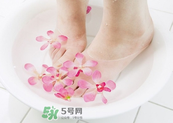 醋泡腳多長時間最好？醋泡腳一次用多少合適