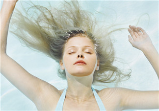 游泳時(shí)怎么憋氣？游泳憋氣怎么練？