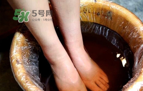 長(zhǎng)期用花椒水泡腳好嗎？花椒水可以天天泡腳嗎