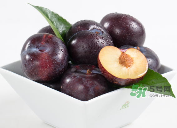 黑布林什么時候吃最好？黑布林什么人不能吃？