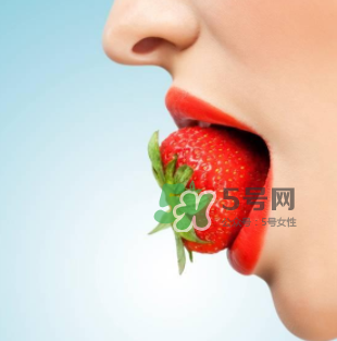 你的嘴唇為什么起泡 嘴唇上的水泡治不好嗎？