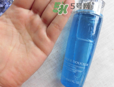 蘭蔻清瀅嫩膚水怎么樣？蘭蔻清瀅嫩膚水好用嗎？