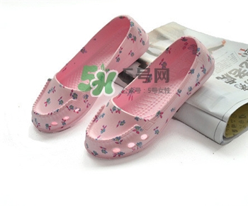 洞洞鞋有危害嗎?洞洞鞋的危害 洞洞鞋有危害嗎?洞洞鞋的危害