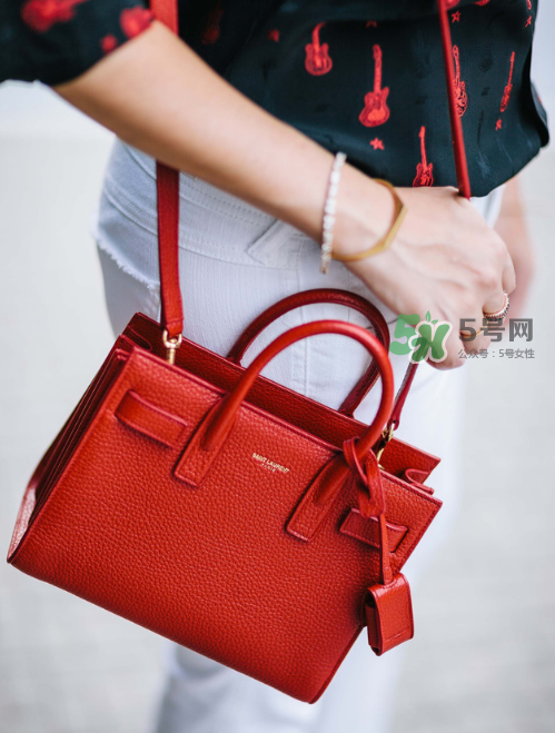ysl風(fēng)琴包尺寸多大？ysl圣羅蘭風(fēng)琴包尺寸對比