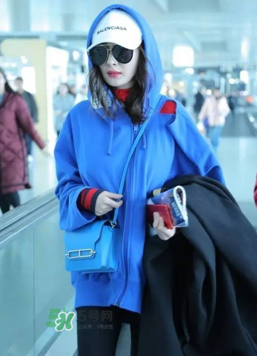 hermes roulis多少錢？愛馬仕豬鼻子包專柜價(jià)格