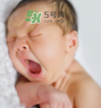 夏天寶寶咳嗽有痰吃什么好的快？寶寶夏天咳嗽有痰怎么辦？