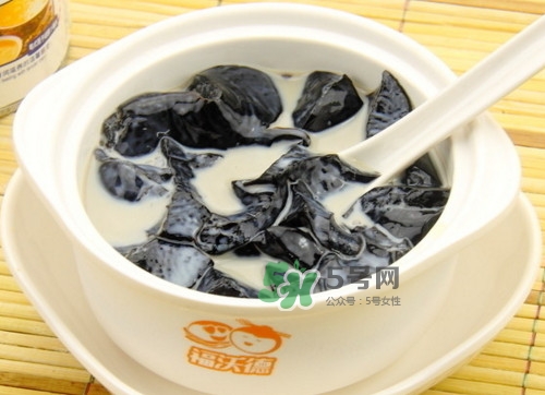 龜苓膏一天吃多少合適？龜苓膏一次吃多少克