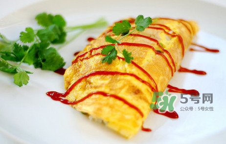 蛋包飯蛋皮需要加入什么？蛋包飯有什么營養(yǎng)