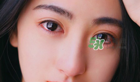 做美瞳線麻藥進眼睛怎么辦？做美瞳線麻藥灼傷眼睛怎么辦？