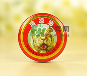 清涼油和風(fēng)油精的區(qū)別 清涼油和風(fēng)油精的怎么選 清涼油和風(fēng)油精的區(qū)別 清涼油和風(fēng)油精的怎么選