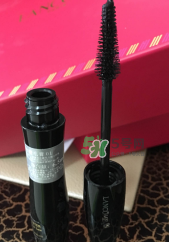 蘭蔻夢魅睫毛膏好用嗎？蘭蔻夢魅睫毛膏怎么樣？