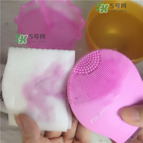 德國Pilerbeier派樂蓓和露娜潔面儀哪個好？有什么區(qū)別？