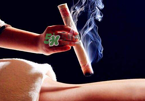 三伏天拔罐好嗎？三伏天拔罐好還是艾灸好？