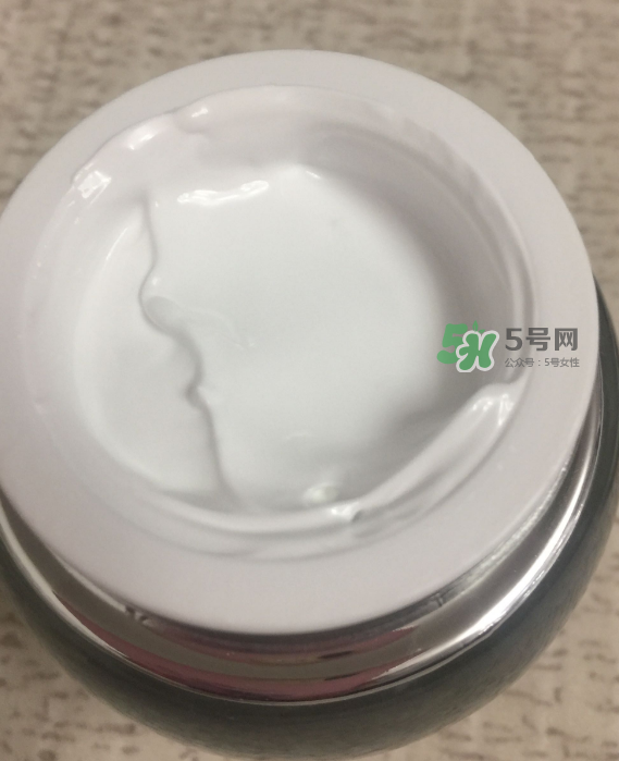 歐詩(shī)漫素顏霜多少錢(qián)？歐詩(shī)漫素顏霜價(jià)格