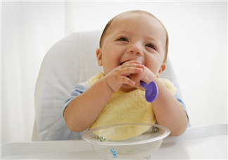 夏天寶寶怎么洗澡最好 夏天寶寶洗澡怎么洗？