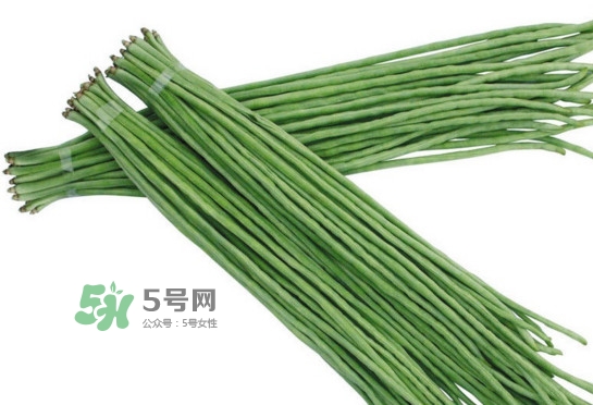 豇豆是什么樣的？豇豆是長豆角嗎？