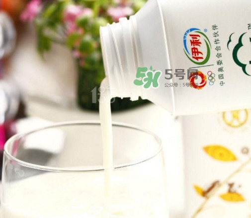  冠益乳和暢輕哪個(gè)好？冠益乳好還是暢輕好