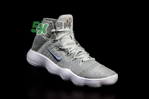 nike react hyperdunk 2017腳感怎么樣？hyperdunk 2017實(shí)戰(zhàn)測(cè)評(píng)