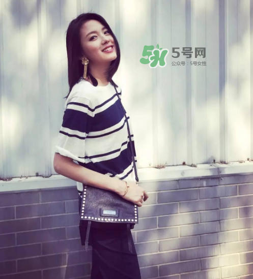 prada etiquette手袋多少錢？prada etiquette專柜價格