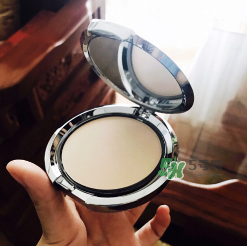 香緹卡粉餅怎么用？香緹卡粉餅使用方法