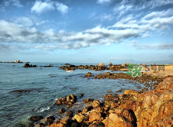 9月份去三亞合適嗎？九月份去三亞穿什么？