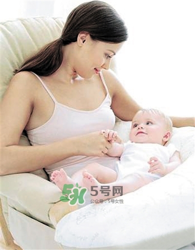 坐月子吃素應(yīng)該吃什么？吃素坐月子怎么坐？