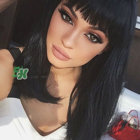 鎖骨發(fā)怎么扎好看？鎖骨發(fā)怎么打理？