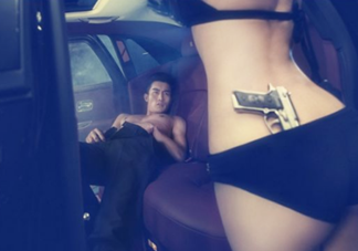 她拉黑我竟是因?yàn)槲姨碧?><p><strong>她拉黑我竟是因?yàn)槲姨碧?/strong></p></a></li> 	     </ul>
		</div>
	   <div   id=