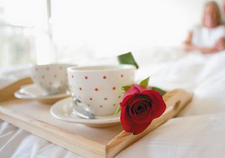 坐月子吃素應(yīng)該吃什么？吃素坐月子怎么坐？