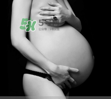 胎兒過(guò)大順產(chǎn)會(huì)怎么樣？胎兒過(guò)大必須剖腹產(chǎn)嗎？